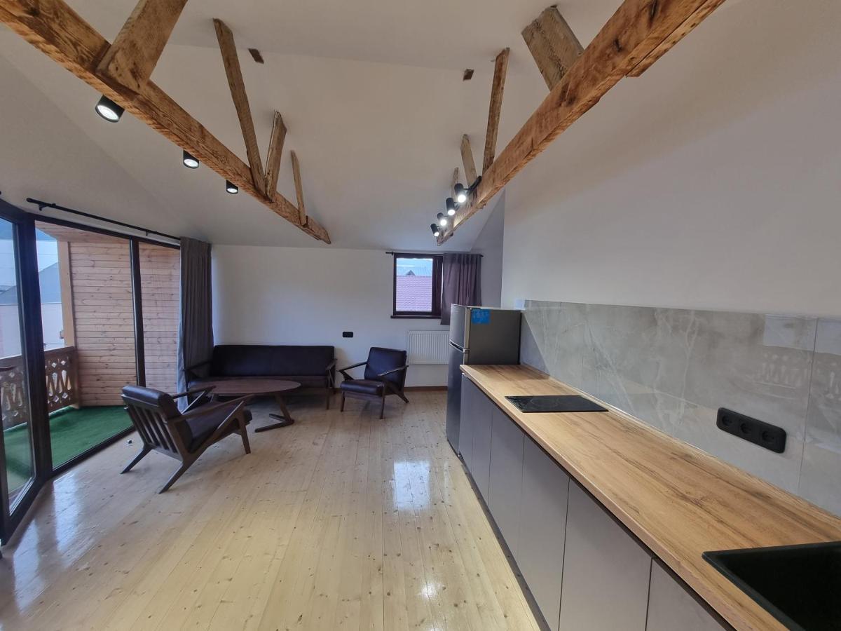 The Penthouse ,Apartment With 2 Bedrooms,Whole Apartment, Апартмент Целиком Dilidzjan Buitenkant foto