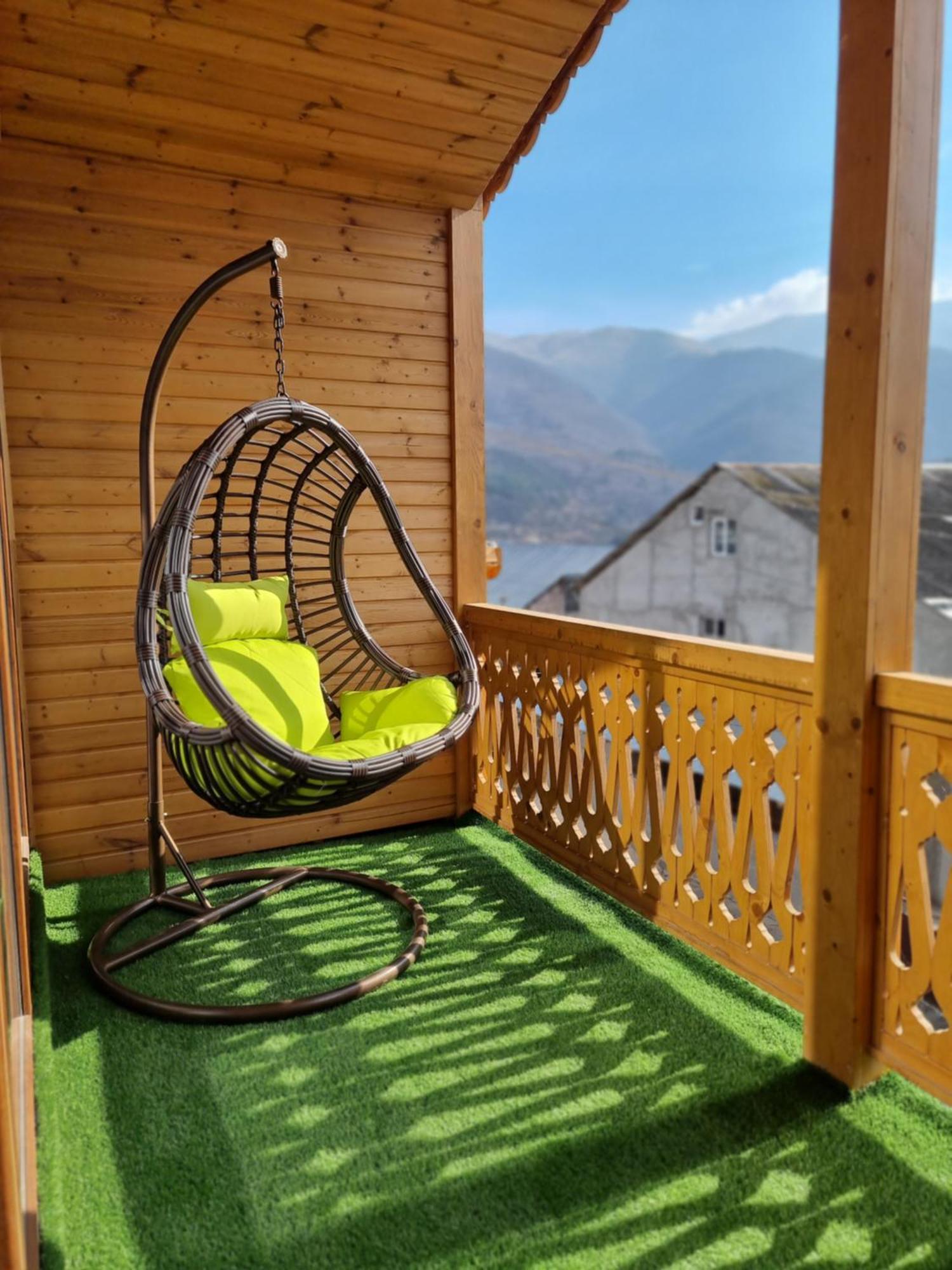 The Penthouse ,Apartment With 2 Bedrooms,Whole Apartment, Апартмент Целиком Dilidzjan Buitenkant foto
